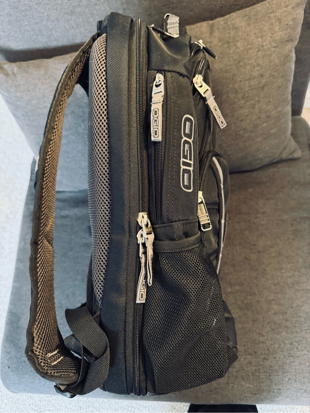 OGIO Metro Backpack with Laptop Protection. - Picture 3 of 7